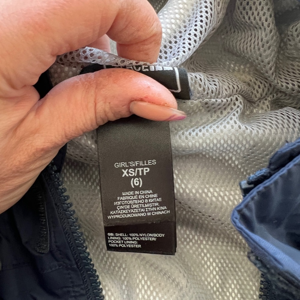 North Face - Picture 3 of 4